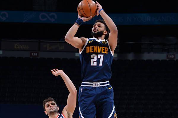 开云app-穆雷重返赛场，反败为胜首场状态出色，塞尔维亚队观众沸腾！-开云app