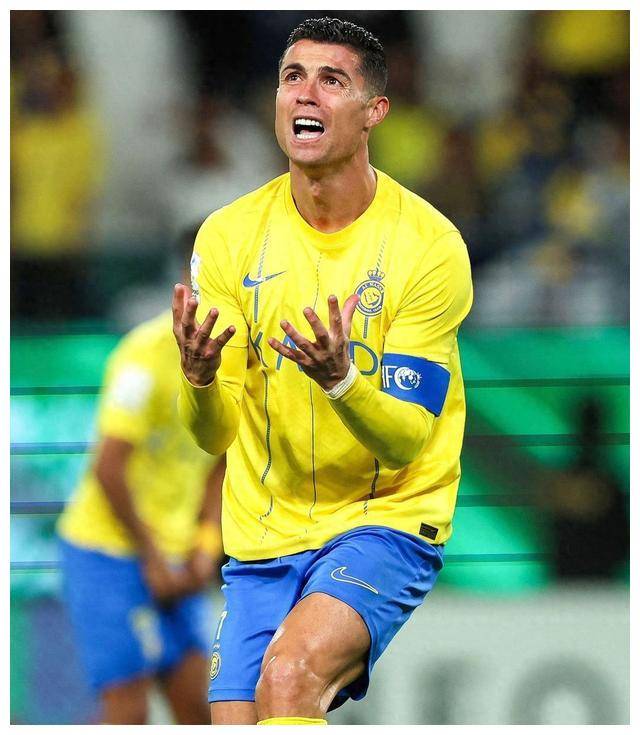 开云-关于C罗重返赛场，夺冠首场状态出色，美国队观众沸腾！比赛高潮迭起的信息-开云