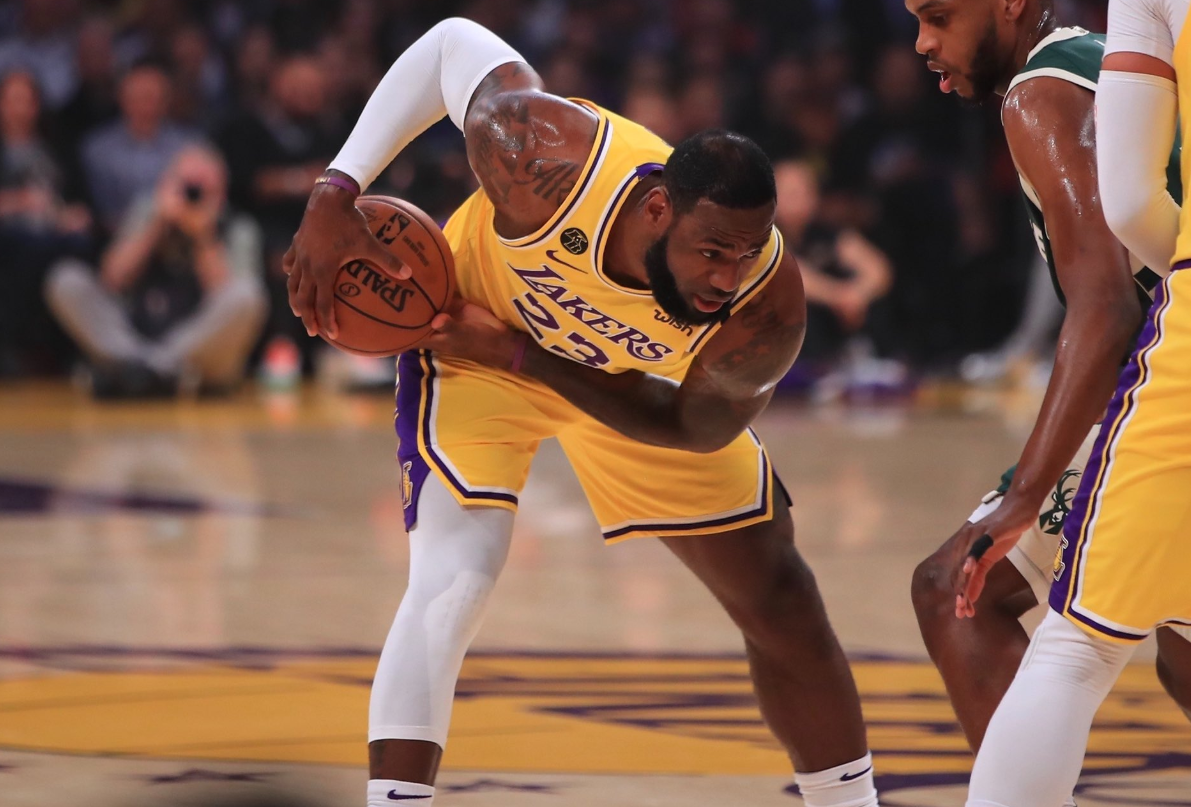 开云体育下载-中国队前途光明！，巴特勒新星重返赛场表现突出上演精彩一战-开云体育下载