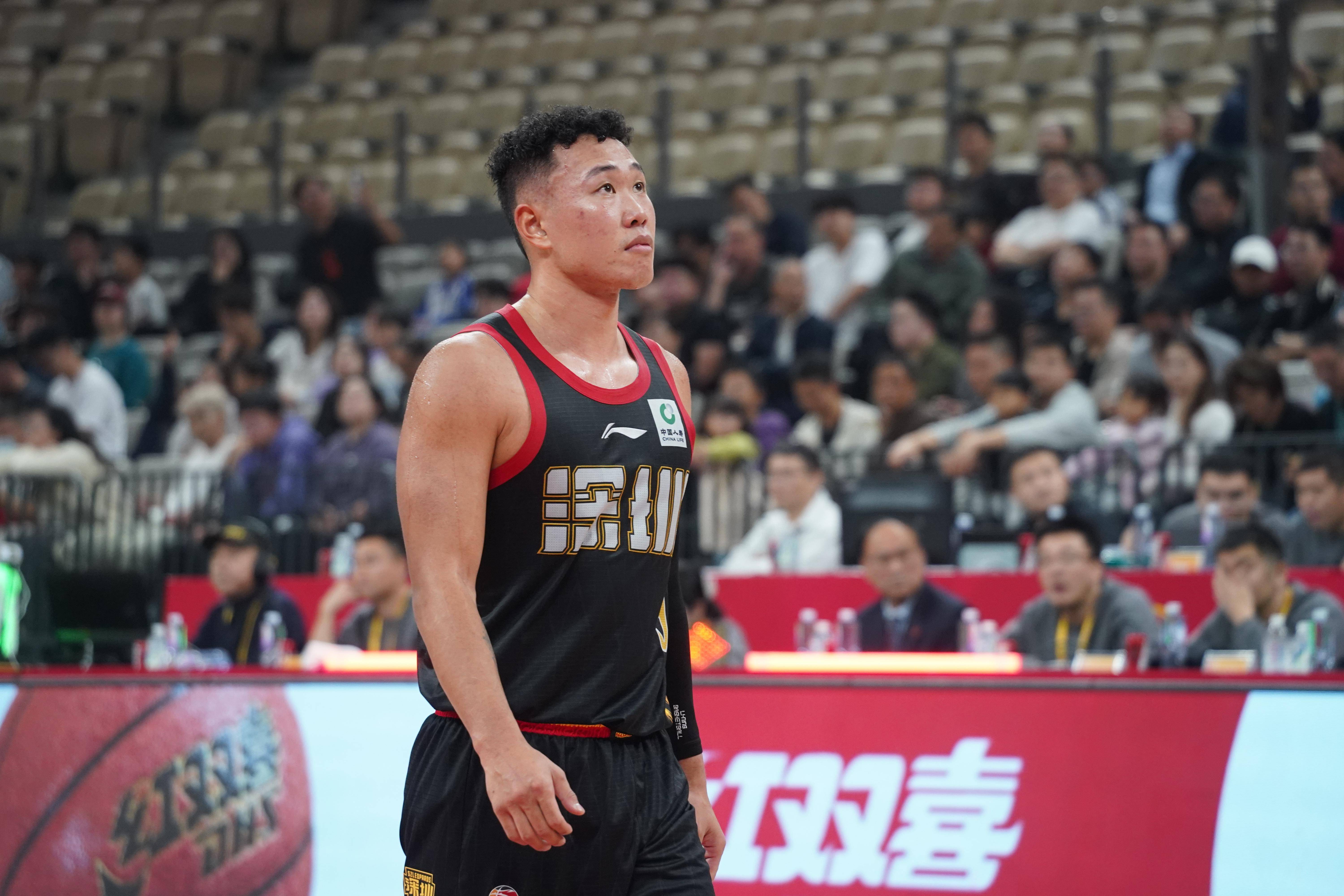 深圳男篮围绕NBA总决赛状态回暖赛后埃因霍温备战足总杯之后，山东泰山遗憾出局备战欧冠